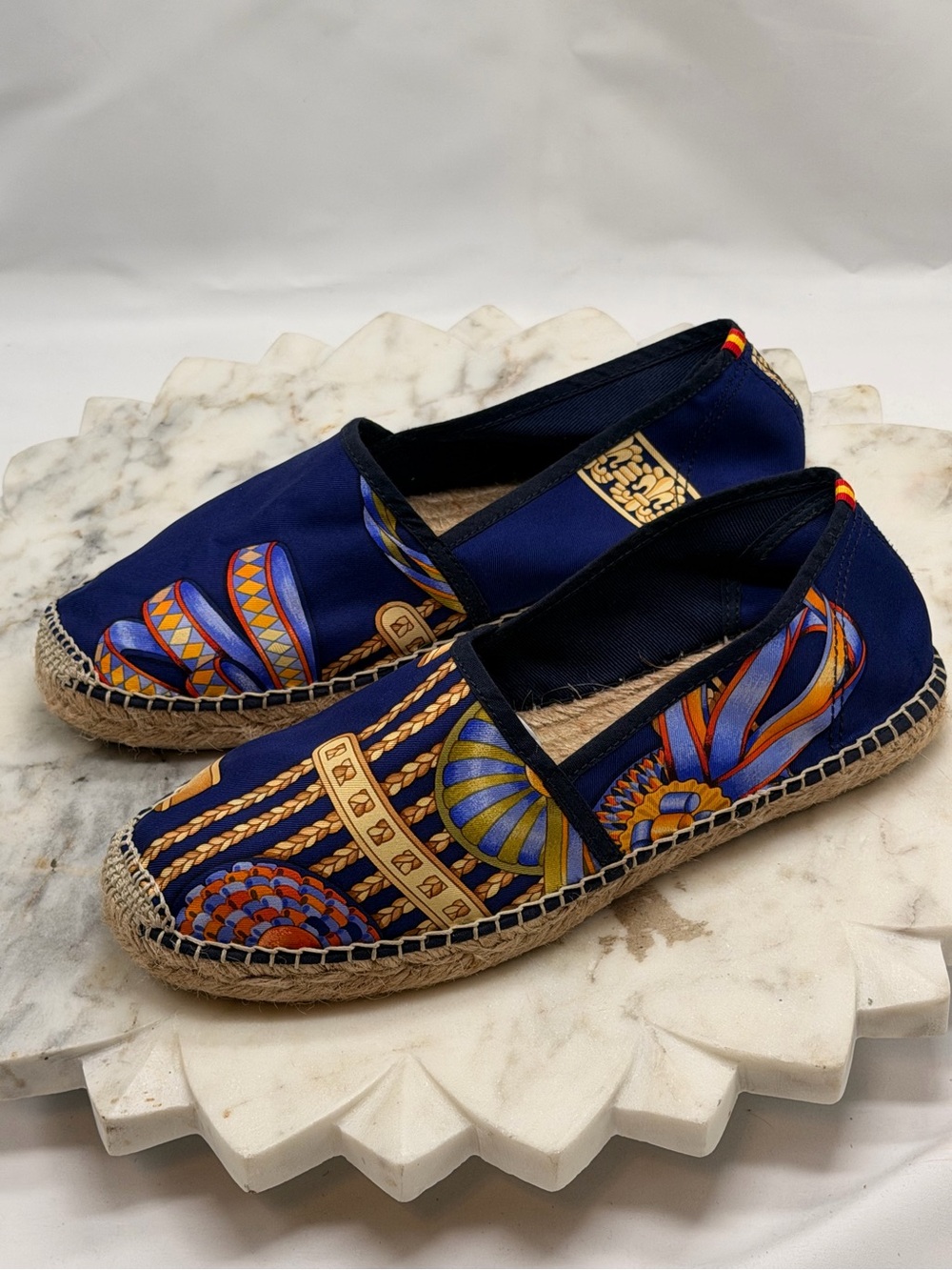 Respoke Designer Silk Espadrilles Women’s Sz 39 Navy Blue Multi Print Flat Shoes